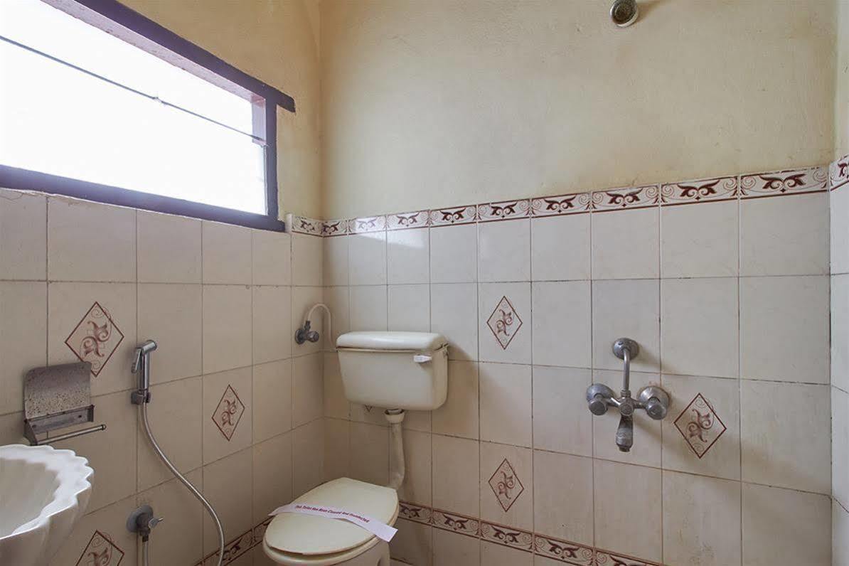 Hotel Sri Sai Krupa Hyderabad Eksteriør billede