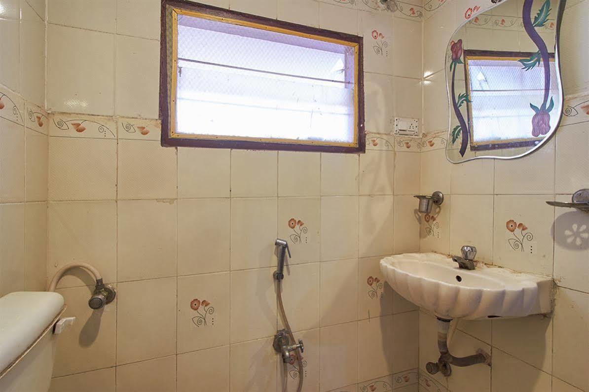 Hotel Sri Sai Krupa Hyderabad Eksteriør billede